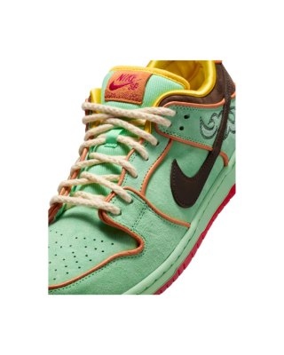 Nike SB Dunk Low Rodeo Tourmaline